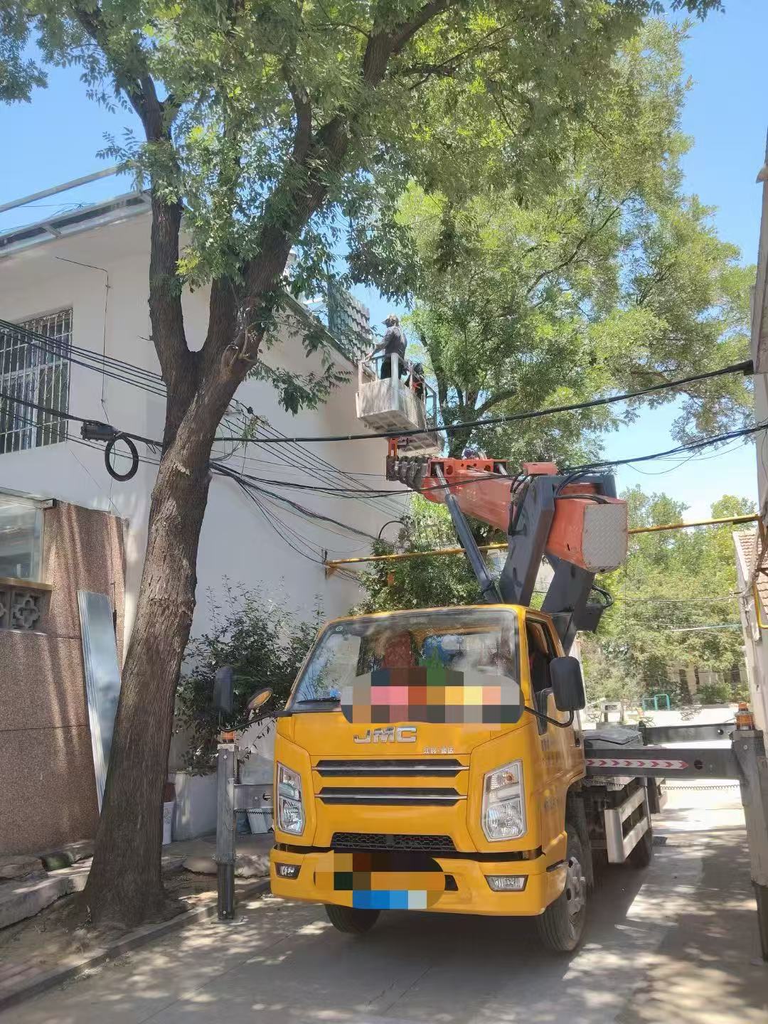 申扎县高空作业车能吊装重物吗？最大承载多少公斤？